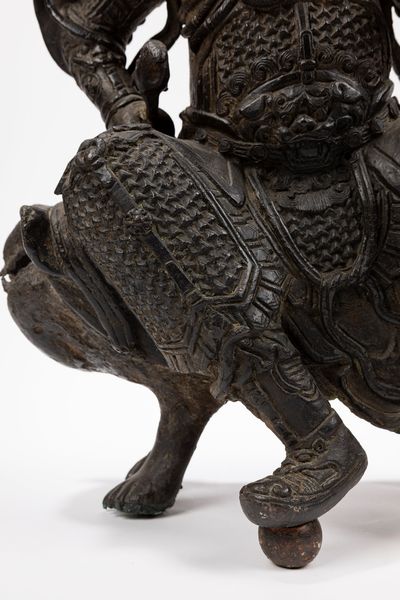 GRANDE FIGURA IN BRONZO  - Asta Arte Orientale  - Associazione Nazionale - Case d'Asta italiane