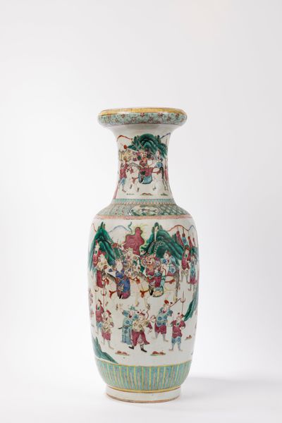 GRANDE VASO IN PORCELLANA FAMIGLIA ROSA  - Asta Arte Orientale  - Associazione Nazionale - Case d'Asta italiane