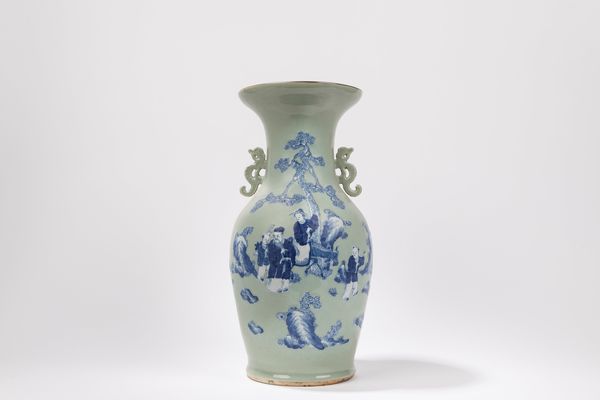 VASO IN PORCELLANA CELADON  - Asta Arte Orientale  - Associazione Nazionale - Case d'Asta italiane