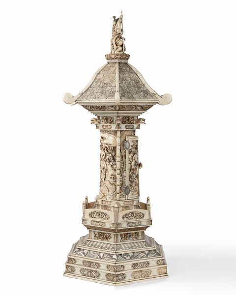 ☼GRANDE PAGODA IN AVORIO DI ELEFANTE SCOLPITO A RAFFIGURARE UN TEMPIETTO  - Asta Arte Orientale  - Associazione Nazionale - Case d'Asta italiane