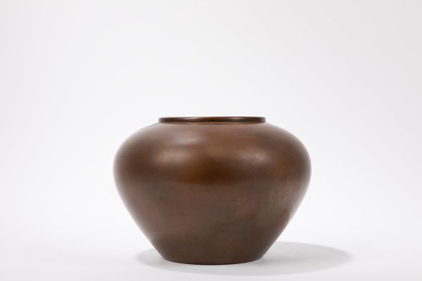 VASO IN BRONZO PATINATO  - Asta Arte Orientale  - Associazione Nazionale - Case d'Asta italiane