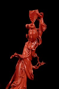 ☼SCULTURA IN CORALLO ROSSO MOMO O CERASUOLO  - Asta Arte Orientale  - Associazione Nazionale - Case d'Asta italiane