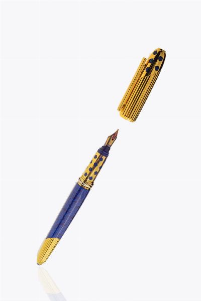 CARTIER : Stilografica Cartier  modello Panthere  corpo nei toni del blu e decori in oro giallo.  - Asta Gioielli - Associazione Nazionale - Case d'Asta italiane