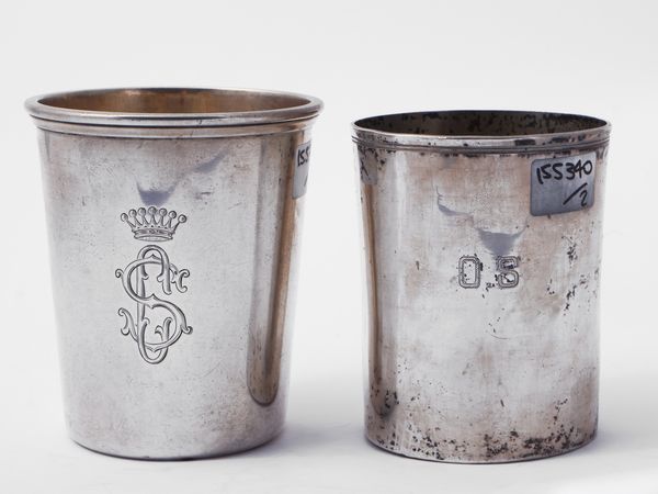 Due bicchieri da collezione in argento  - Asta Una casa fiorentina. Tra tradizione e modernit L'argenteria - I  - Associazione Nazionale - Case d'Asta italiane