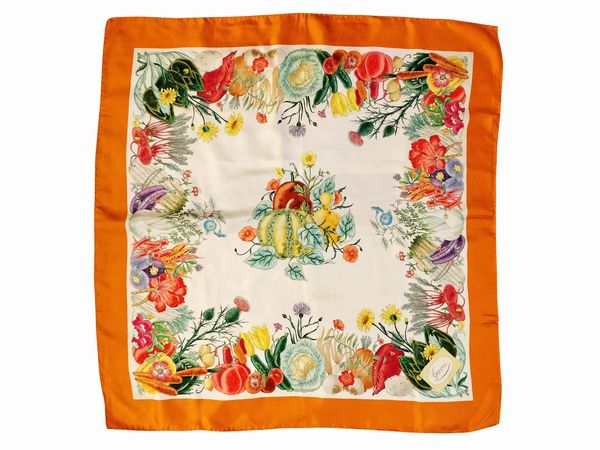 Gucci, Foulard in seta  - Asta Vintagemania - Associazione Nazionale - Case d'Asta italiane