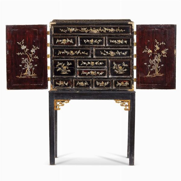 CABINET, CINA, DINASTIA QING, SEC.XVII-XVIII  - Asta Arte Orientale - Associazione Nazionale - Case d'Asta italiane