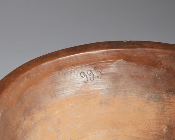 MANIFATTURA ITALIANA DEL XVIII SECOLO : Mortaio in terracotta con anse a forma di teste rovesciate, decorato sul corpo con motivi fitomorfi  e a palmette, recante cartigli sul fronte e sul retro  - Asta Asta 432 | ARTE ANTICA E DEL XIX SECOLO Tradizionale - Associazione Nazionale - Case d'Asta italiane