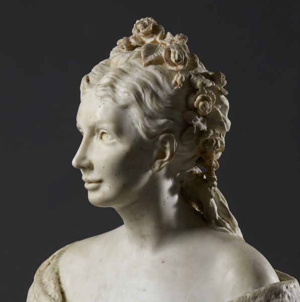 D'AFFRY, DUCHESSA DI CASTIGLIONE-COLONNA, DETTA 'MARCELLO' ADLE (1836 - 1879) : Busto di gentildonna con ghirlanda di fiori tra i capelli  - Asta Asta 432 | ARTE ANTICA E DEL XIX SECOLO Tradizionale - Associazione Nazionale - Case d'Asta italiane