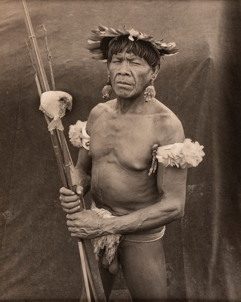 Peter Lavery, Attribuito a : Yawalapiti man with speared fish  - Asta Fotografia: Under 1K - Associazione Nazionale - Case d'Asta italiane