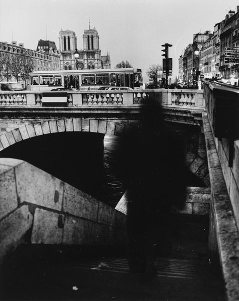 Louis Stettner : Paris, Notre Dame  - Asta Fotografia: Under 1K - Associazione Nazionale - Case d'Asta italiane