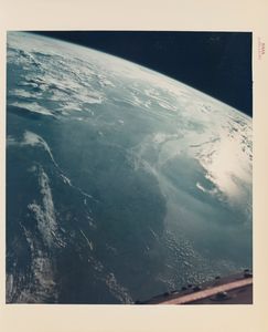 NASA - Gemini XI Earth sky view