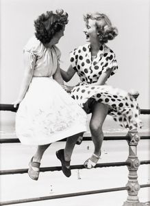 Bert Hardy - Maidens in Waiting