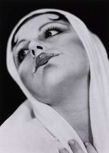 Cindy Sherman - Madonna