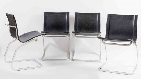 CLAUDIO SALOCCHI : Set di 4 sedie Modello Lia  - Asta 1950-1980 Design and Decor - Associazione Nazionale - Case d'Asta italiane