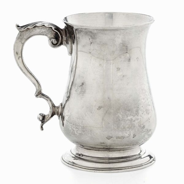 Mug. Londra 1768, marchio dell'argentiere I.S con due asterischi (non identificato)  - Asta Argenti da Collezione | Antichi - Associazione Nazionale - Case d'Asta italiane