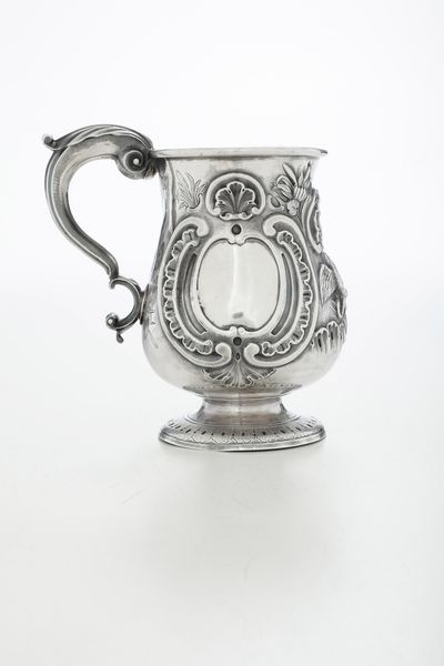 Mug. Dublino 1719. Argentiere Thomas Walker  - Asta Argenti da Collezione | Antichi - Associazione Nazionale - Case d'Asta italiane