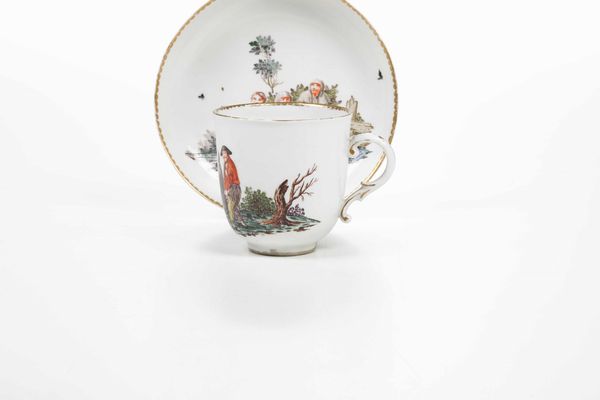 Tazza con piattino<BR>Germania, Manifattura di Nymphenburg, 1765-1770  - Asta Maioliche, Porcellane e Figure Venete di un Collezionista Veneziano - Associazione Nazionale - Case d'Asta italiane