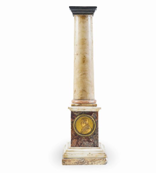 Colonna di Pio IX. Manifattura romana del XIX secolo  - Asta Scultura e Oggetti d'Arte - Associazione Nazionale - Case d'Asta italiane