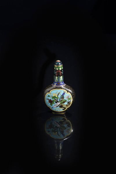 SNUFF BOTTLE : Snuff bottle  - Asta Arte orientale - Associazione Nazionale - Case d'Asta italiane