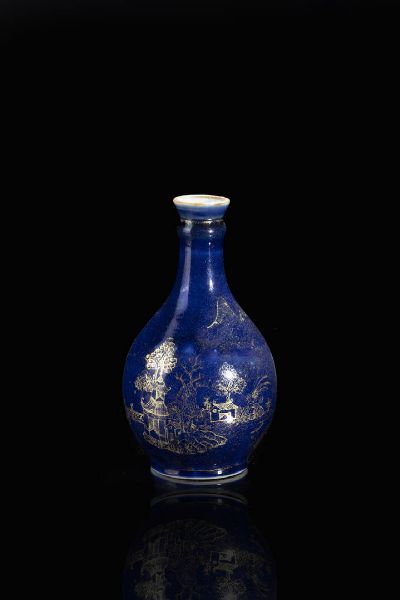 VASO : Vaso in porcellana blu cobalto con dipinti di paesaggio lumeggiati in oro  Cina  dinastia Qing  XVIII sec H cm 24 Diam cm 13  - Asta Arte orientale - Associazione Nazionale - Case d'Asta italiane