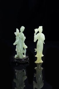 DUE GUANYIN - Lotto composto da due figure in giadeite rappresentanti Guanyin  Cina  Repubblica  XX sec H cm 18x8 H cm 21 5x6  [..]