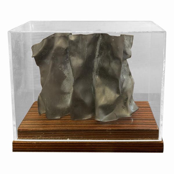 Scultura in volume in metallo grigio concettuale  - Asta Smart Auction: arredo, dipinti, sculture, argenti e altro a prezzi vantaggiosi - Associazione Nazionale - Case d'Asta italiane