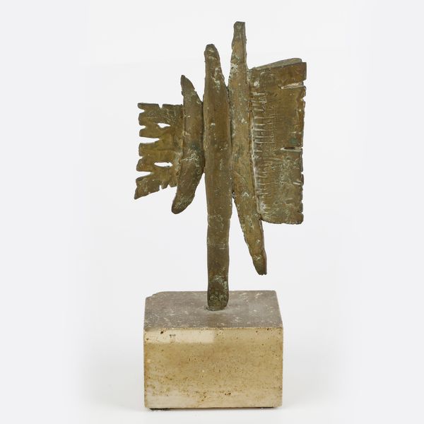 ALDO CALÒ : Verticale, scultura in volume in bronzo su base in travertino  - Asta Smart Auction: arredo, dipinti, sculture, argenti e altro a prezzi vantaggiosi - Associazione Nazionale - Case d'Asta italiane