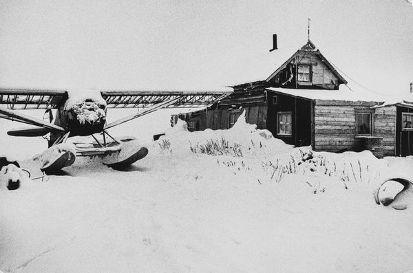 Marc Riboud : Fairbard, Alaska  - Asta Fotografia - Associazione Nazionale - Case d'Asta italiane