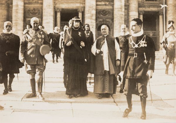 Anonimo : Duca e Duchessa D' Aosta in Vaticano  - Asta Fotografia - Associazione Nazionale - Case d'Asta italiane