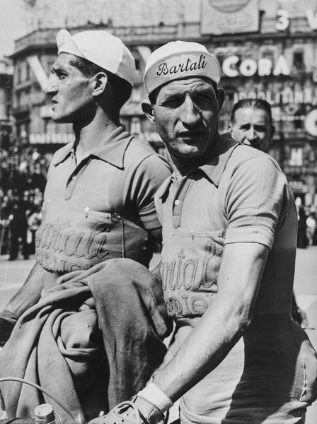 Anonimo : Gino Bartali e Giovanni Corrieri, Giro d'Italia  - Asta Fotografia - Associazione Nazionale - Case d'Asta italiane
