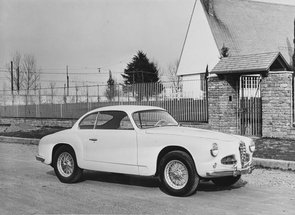 Anonimo : Alfa Romeo 1900 Coup, Carrozzeria Touring (Sprint)  - Asta Fotografia - Associazione Nazionale - Case d'Asta italiane