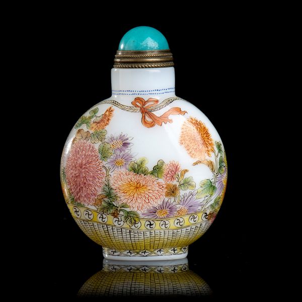 SNUFF BOTTLE IN VETRO CON DECORO A SMALTI POLICROMI  - Asta Arte asiatica e tribale  - Associazione Nazionale - Case d'Asta italiane