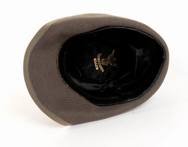 Cappello m.909 da maggiore degli Alpini  - Asta Militaria, Medaglie e Ordini Cavallereschi - Associazione Nazionale - Case d'Asta italiane