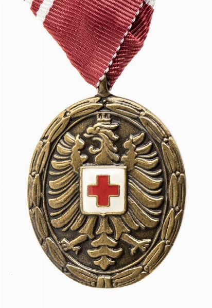 MEDAGLIA AL MERITO DELLA CROCE ROSSA  - Asta Militaria, Medaglie e Ordini Cavallereschi - Associazione Nazionale - Case d'Asta italiane