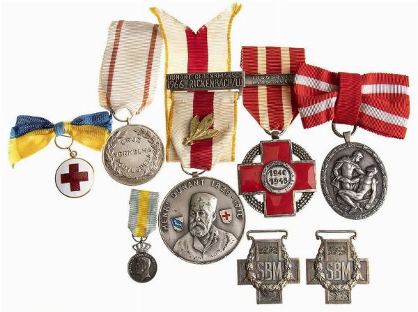 LOTTO DI MEDAGLIE E DISTINTIVI  - Asta Militaria, Medaglie e Ordini Cavallereschi - Associazione Nazionale - Case d'Asta italiane