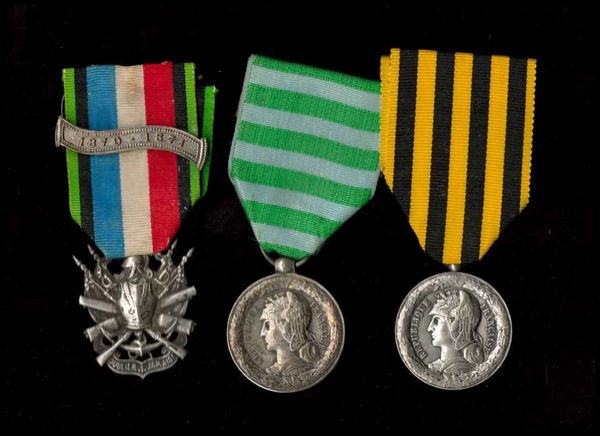 Lotto di 3 medaglie commemorative  - Asta Militaria, Medaglie e Ordini Cavallereschi - Associazione Nazionale - Case d'Asta italiane