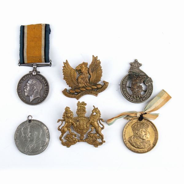 Lotto 6 medaglie e distintivi inglesi  - Asta Militaria, Medaglie e Ordini Cavallereschi - Associazione Nazionale - Case d'Asta italiane