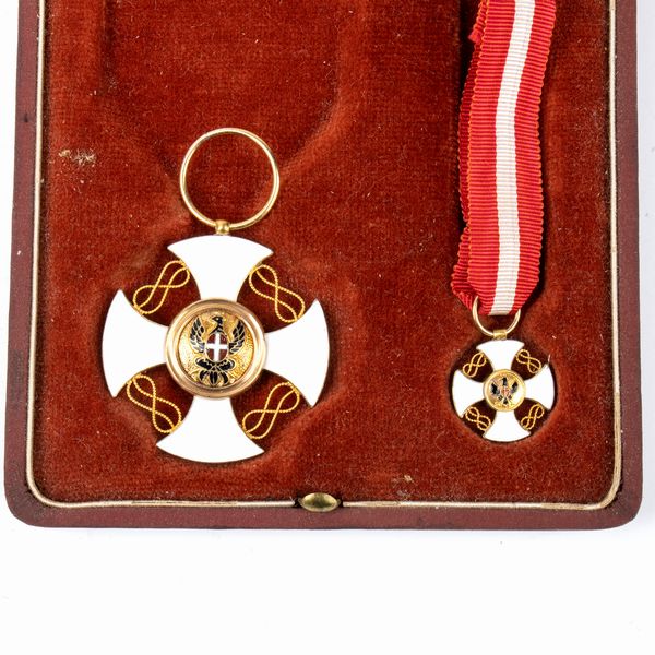 Ordine corona d'italia cav. uff. e medaglia miniatura e rosetta (gioielleria barraia)  - Asta Militaria, Medaglie e Ordini Cavallereschi - Associazione Nazionale - Case d'Asta italiane