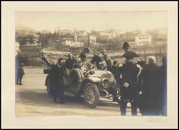 Foto di Regina Margherita in automobile  - Asta Militaria, Medaglie e Ordini Cavallereschi - Associazione Nazionale - Case d'Asta italiane