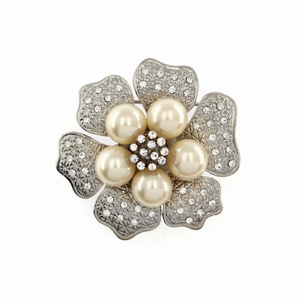 Spilla bijou vintage a motivo floreale  - Asta Gioielli Orologi Fashion Vintage - Web Only - Associazione Nazionale - Case d'Asta italiane