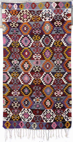 Kilim Ushak. Anatolia, met XX secolo  - Asta Tappeti - Associazione Nazionale - Case d'Asta italiane