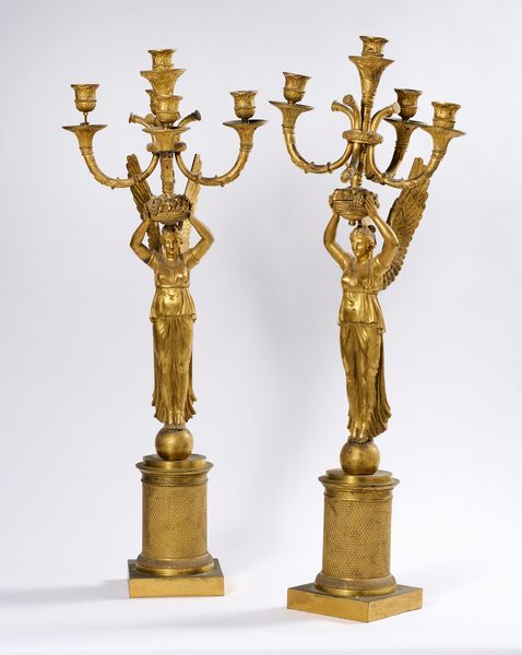 Coppia di candelabri a cinque luci in bronzo dorato  - Asta Parade II - Arredi e Dipinti Antichi - Associazione Nazionale - Case d'Asta italiane