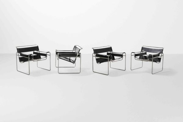 Marcel Breuer : Coppia di poltrone mod. Wassily  - Asta Design Lab - Associazione Nazionale - Case d'Asta italiane