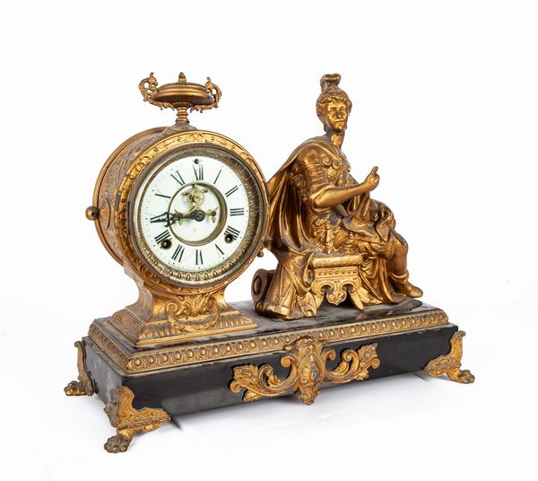 Orologio da camino in metallo dorato, Ansonia Clock Company, Stati Uniti d'America, seconda met del XIX secolo  - Asta Antiquariato - Associazione Nazionale - Case d'Asta italiane