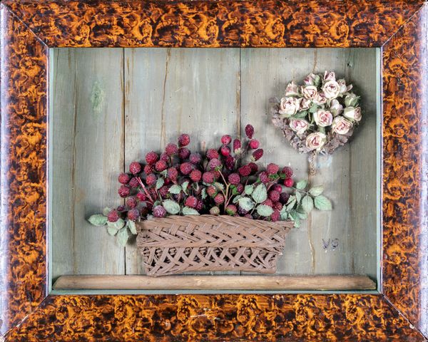 Vittoria Griffoni : Cesto di fragole e bouquet di rose  - Asta Antiquariato - Associazione Nazionale - Case d'Asta italiane