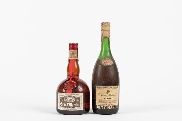 FRANCIA : Grand Marnier e Remy Martin Fine Champagne Cognac (2 BT)  - Asta Vini / Asta a tempo - Associazione Nazionale - Case d'Asta italiane