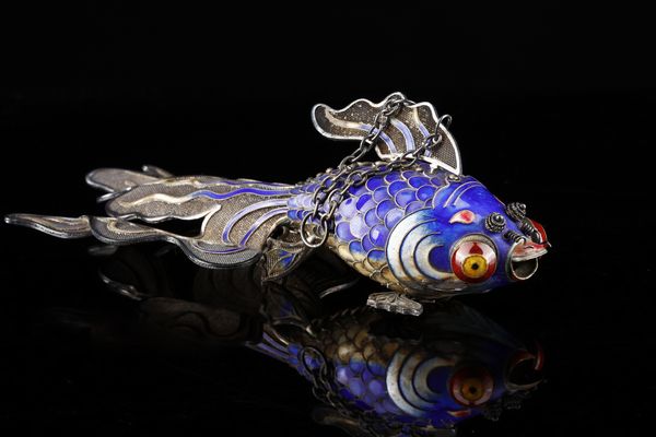 Arte Cinese : Pesce cloisonn. Cina, dinastia Qing, inizio XX secolo.  - Asta Asta 437 | ARTE ORIENTALE - ARTE ORIENTALE DA COLLEZIONI PRIVATE ITALIANE Online - Associazione Nazionale - Case d'Asta italiane