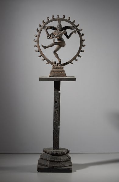 Arte Indiana : Statua in legno raffigurante Shiva Nataraja. India del sud, Sec XX  - Asta Asta 437 | ARTE ORIENTALE - ARTE ORIENTALE DA COLLEZIONI PRIVATE ITALIANE Online - Associazione Nazionale - Case d'Asta italiane