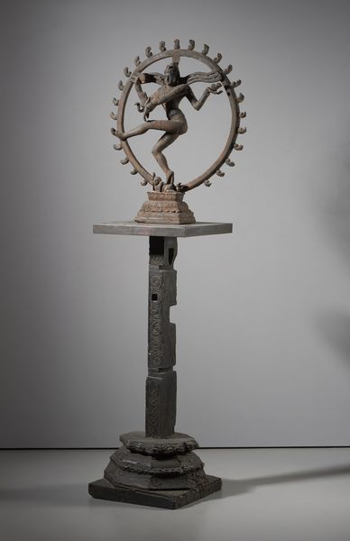 Arte Indiana : Statua in legno raffigurante Shiva Nataraja. India del sud, Sec XX  - Asta Asta 437 | ARTE ORIENTALE - ARTE ORIENTALE DA COLLEZIONI PRIVATE ITALIANE Online - Associazione Nazionale - Case d'Asta italiane