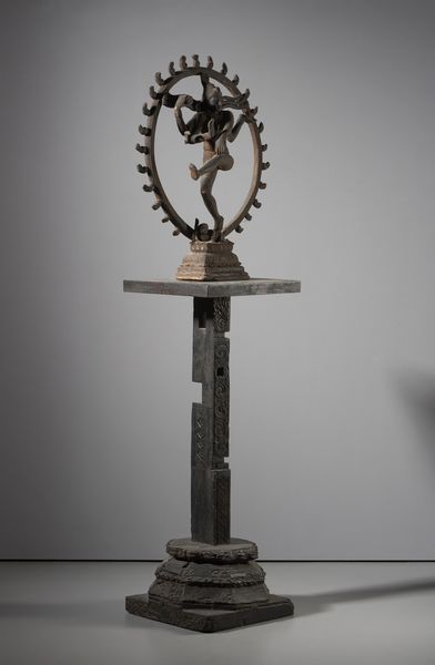 Arte Indiana : Statua in legno raffigurante Shiva Nataraja. India del sud, Sec XX  - Asta Asta 437 | ARTE ORIENTALE - ARTE ORIENTALE DA COLLEZIONI PRIVATE ITALIANE Online - Associazione Nazionale - Case d'Asta italiane